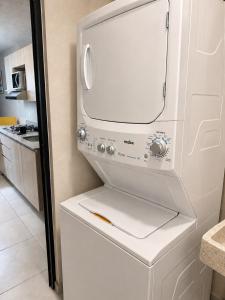 Family Apartment Minutes from Downtown