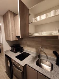 Nuevo Home Studio para 3 personas centro de Santiago Barrio Paris Londres D103