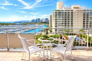 Ilikai Luxury Suites 1-Bd Ocean View w Free Parking and Car Included with 6 nights ILK-937 by KBM