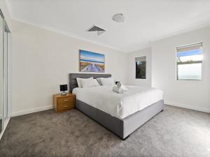 Surfside 1 - An Unforgettable Yallingup Experience