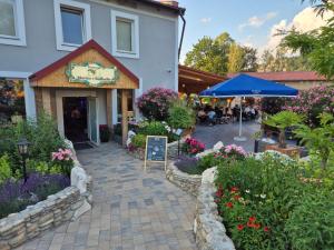 Apartamenty Amadeus & Trattoria Matteo e Raffaello