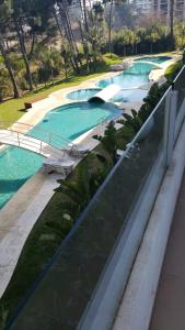 Piscina Gigante y Bosque