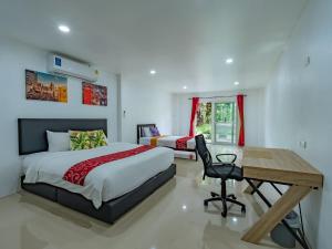 Luxurious 10-Bedroom Villa with Private Pool in Chalong, Phuket