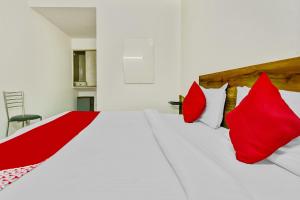 Hotel O Crown Continental