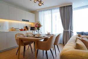 The Aqua condo by Boat Pattana