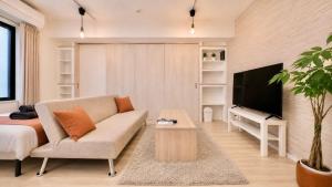 Oshiage 4min walk, Asakusa 3min, Ueno10min, FreeWi-Fi