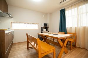 青葉邸-ASAHI 2 Min Walk to Nishikujo Subway 100sqm 4BR Residence near USJ