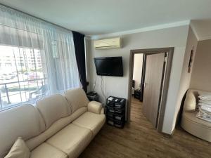 Apartment Sunny Beach Plaza 100 m sea
