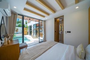 Savani - 3BR Chic Villa in Cemagi, Pool & Rooftop