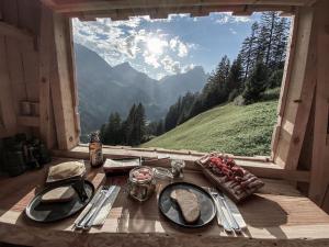 Chalet with sauna and hotel service for 4 8 people
