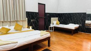 Best Budget Stay Near Bus Stand in Ujjain