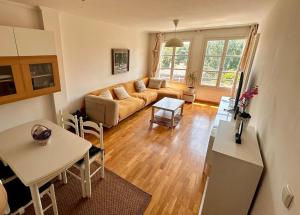 R2R Acogedor Apartamento en Avilés 12A04