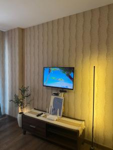 Scandinavian Condo in CDO with Pool and Wifi
