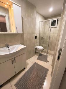 Stylish 2BR Flat Near Grand Bazaar & Eminönü