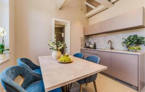 Stunning Apartment In Zadar With House Sea View