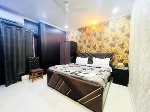 Hotel Happiness - 2 walk Near Nizamuddin Dargah
