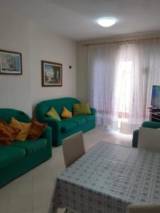 Gonis Apartments