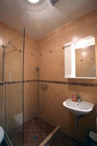 Gostilna in prenočišča Gedžo