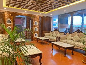 Shine Boutique Hotel