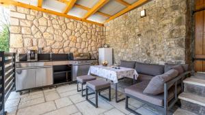 Villa Jura by Villas Guide