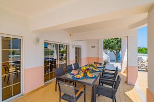Villa Nespereira - Escapadinha com piscina aquecível e BBQ - Albufeira