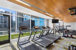 Skyline Views Gulch Condo For 2, Private Balcony