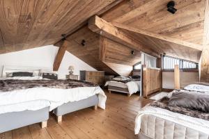 Superbe chalet avec piscine à Courchevel Moriond
