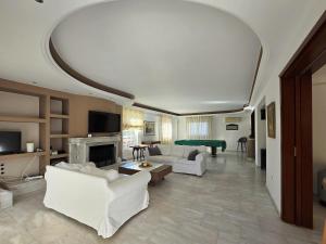 Villa Margarita Lagonisi