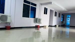 ANITHA EXECUTIVe LODGE