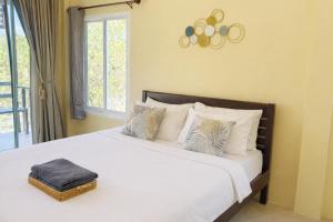 Koniix Garden Cottage Ko Sichang
