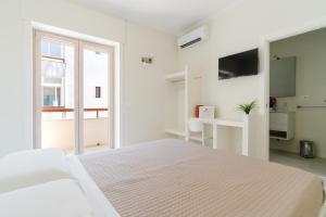White House - Salento Selection