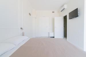 White House - Salento Selection