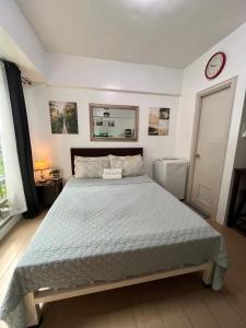Marvinn's Wayfarer by LVH - Studio Balcony, Smoking allowed, Near the Swimming Pool, with Free Wifi and Netflix