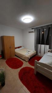 Luna Apartments