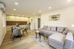 Iulia`s Apartments