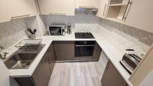 Victory Place Spacious Apartment!