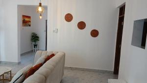 2&3 bedroom apartment near Prideinn Paradise