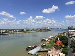 Riverside Homestay