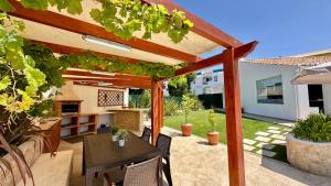 Buganvilia - Private Pool - 10 Guests - Albufeira