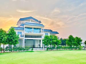 Aravali view Farmhouse