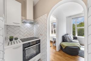 Excellent Contractor 2Bedroom flat Canary Wharf with Wifi Near DLR