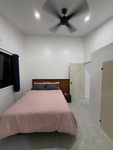CJ Talofa Lava 3BR Villa - Coastal Seaside Escape