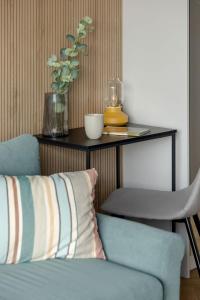 Stylowe Studio z Balkonem i Parkingiem Blisko PreZero Arena by Noclegi Renters