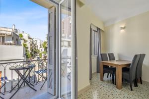 Athens Plaka Family Suites