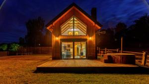 JASZCZURKA, domek nad rzeką, Zwierzyniec, Roztocze, Jacuzzi, Sauna