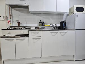 UrbanNest Stay