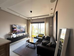 1BR Studio 10th floor, near CasaVoyageurs station, High WIFI, Self check in