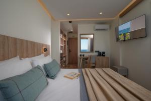 San Marine Beach Hotel, Heart of Chersonissos, Steps from the Sea