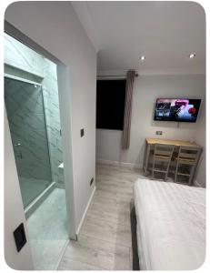 Cosy 1 Bedroom Studio with Private Entrance