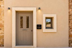 Terra Studio & Village Experience, near to the Beach
